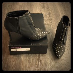 Michael Antonio Studded Ankle Booties Size 9 NWT